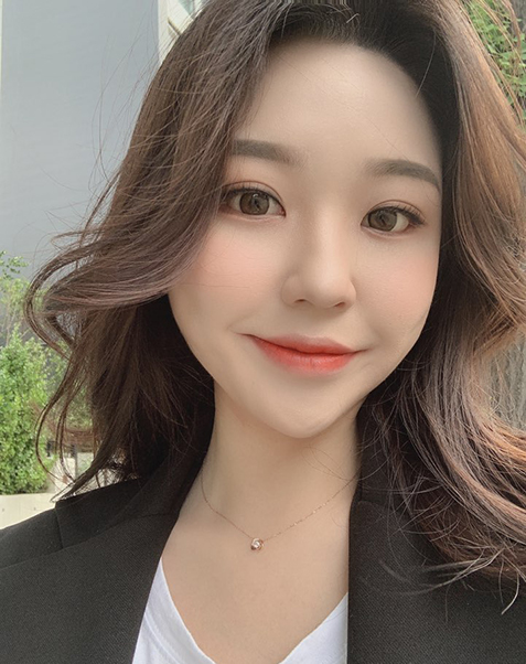 비절개 눈매교정+앞트임+윗트임+뒤트임+밑트임+얼굴전체 지방흡입