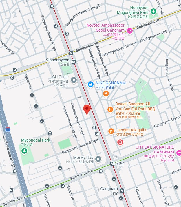 Google Maps in English: SISUN location marked in red between Sinnonhyeon and Gangnam stations